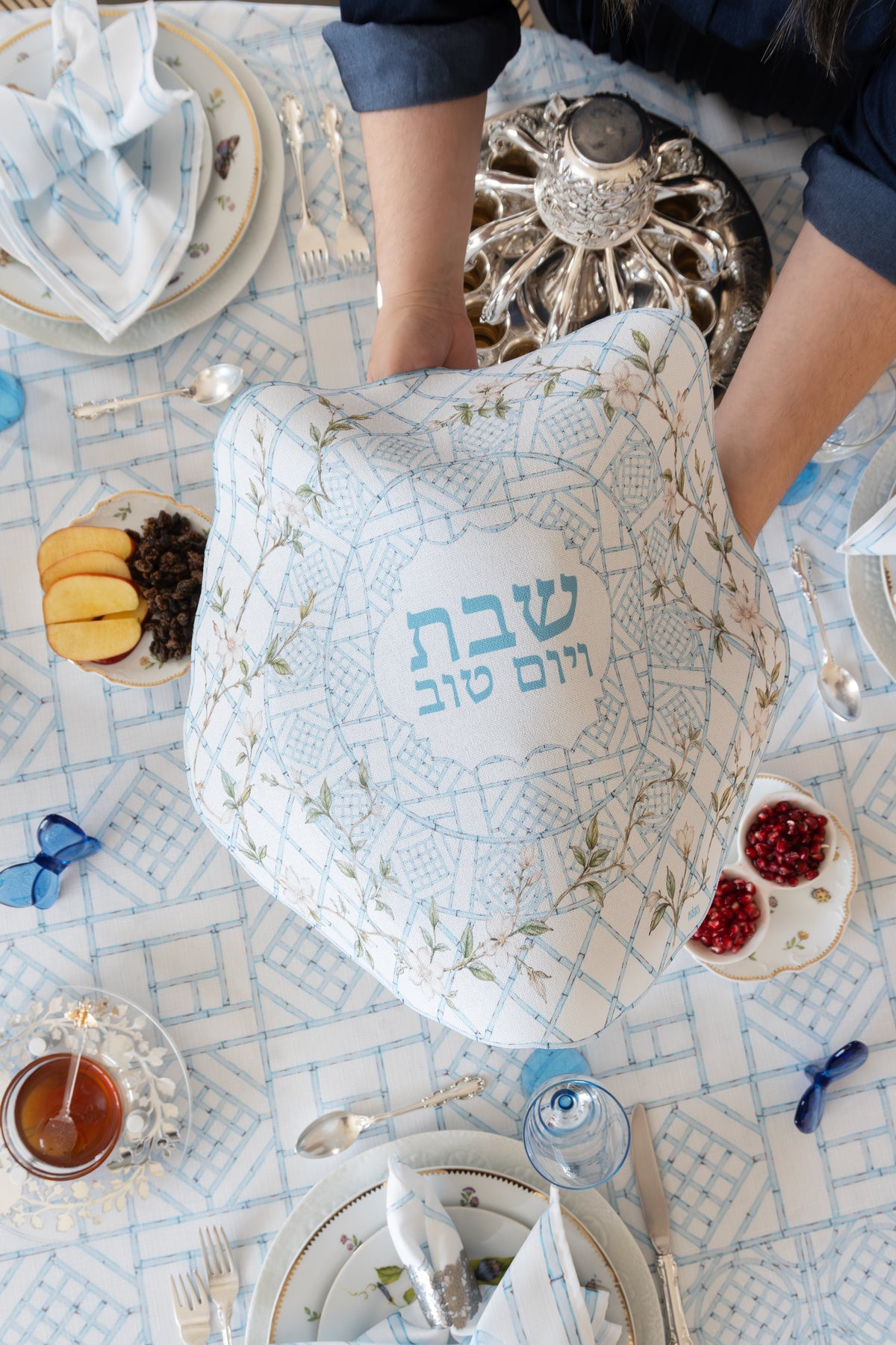 Lattice Challah Cover