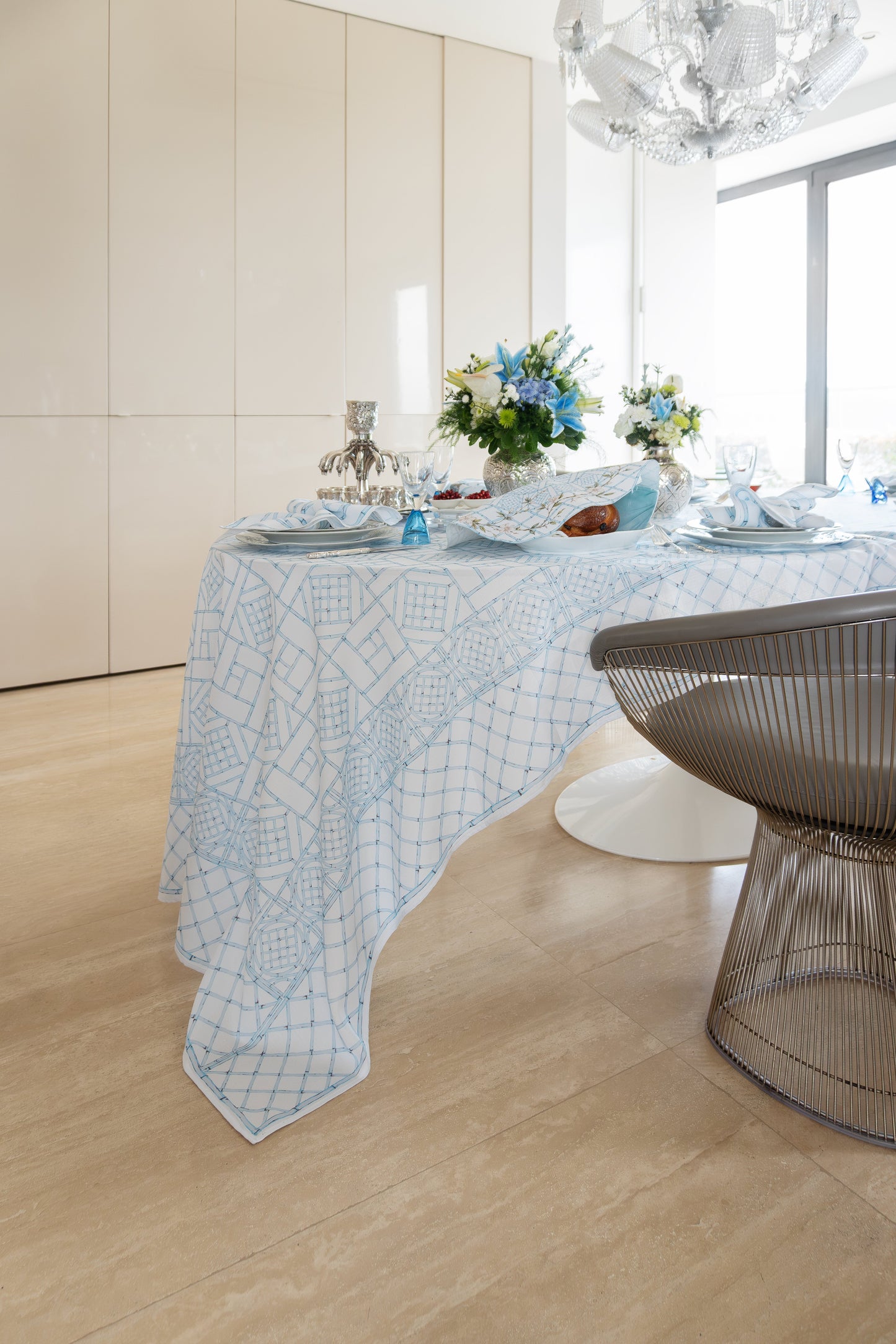 Lattice Easy-Care Tablecloth