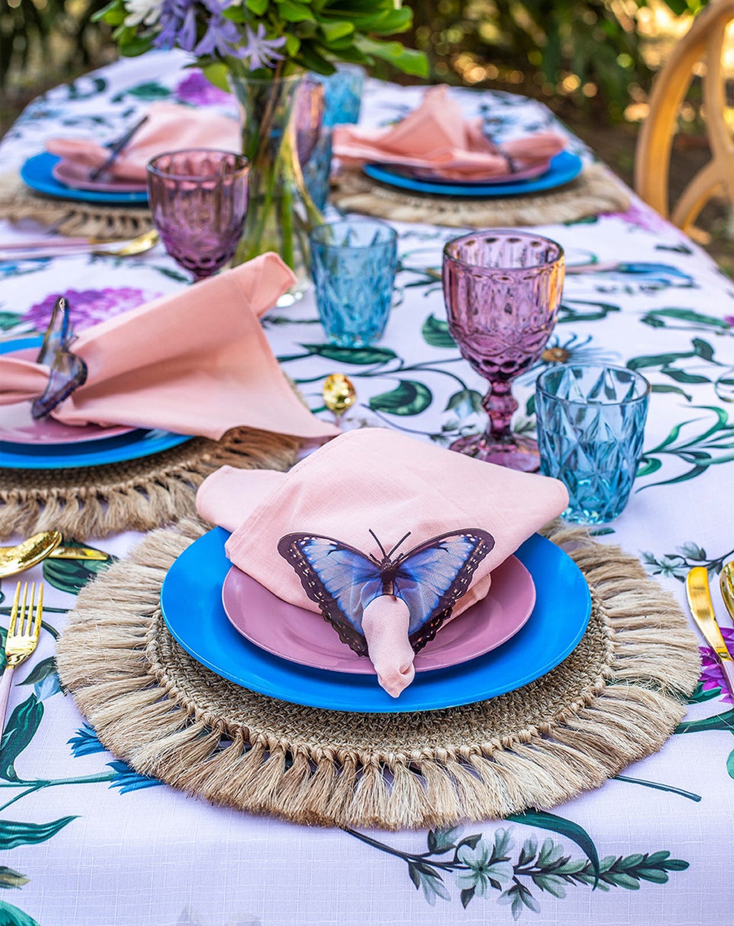 Hortensia Easy-Care Tablecloth
