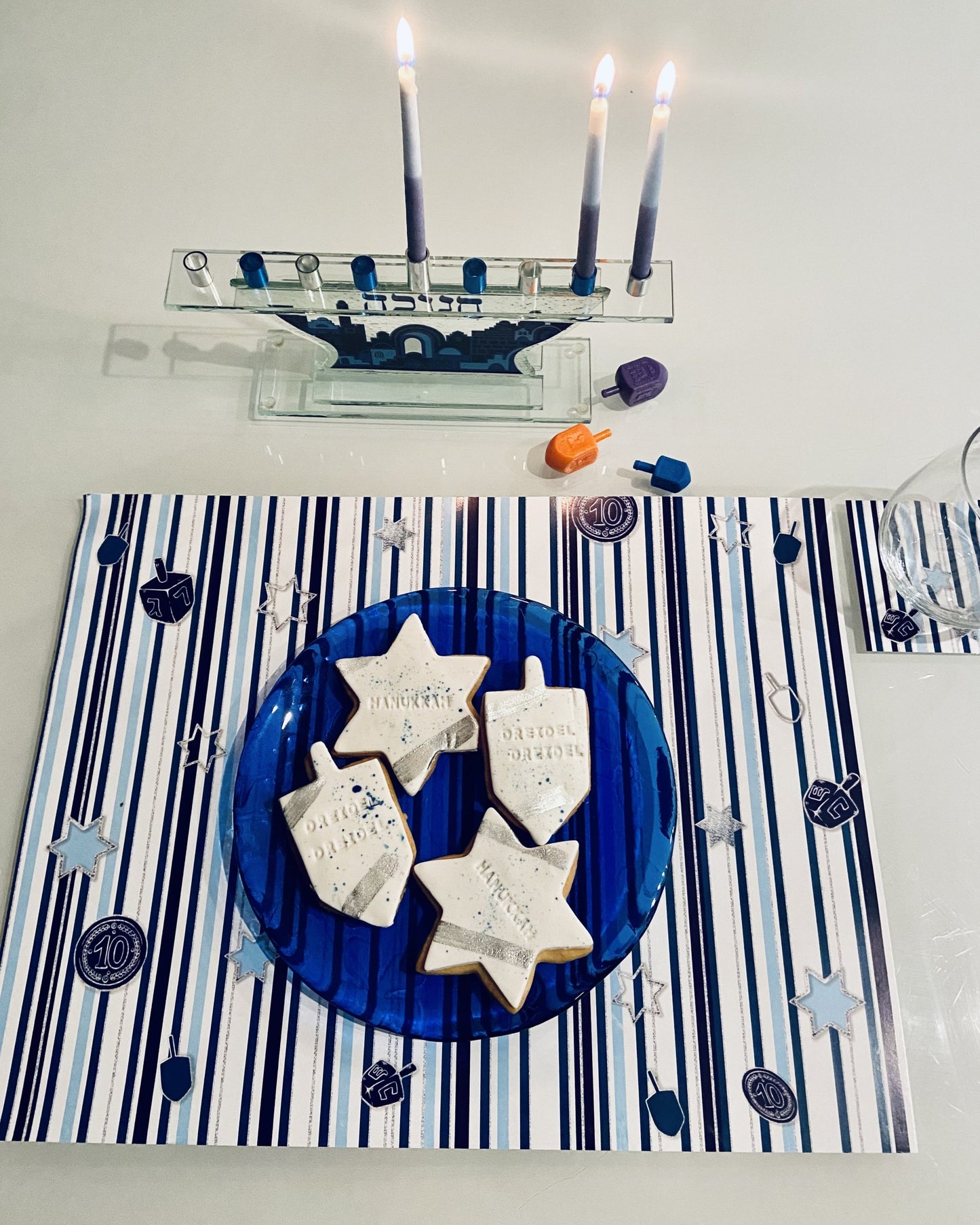 HANUKkAH STRIPES PAPER PLACEMAT