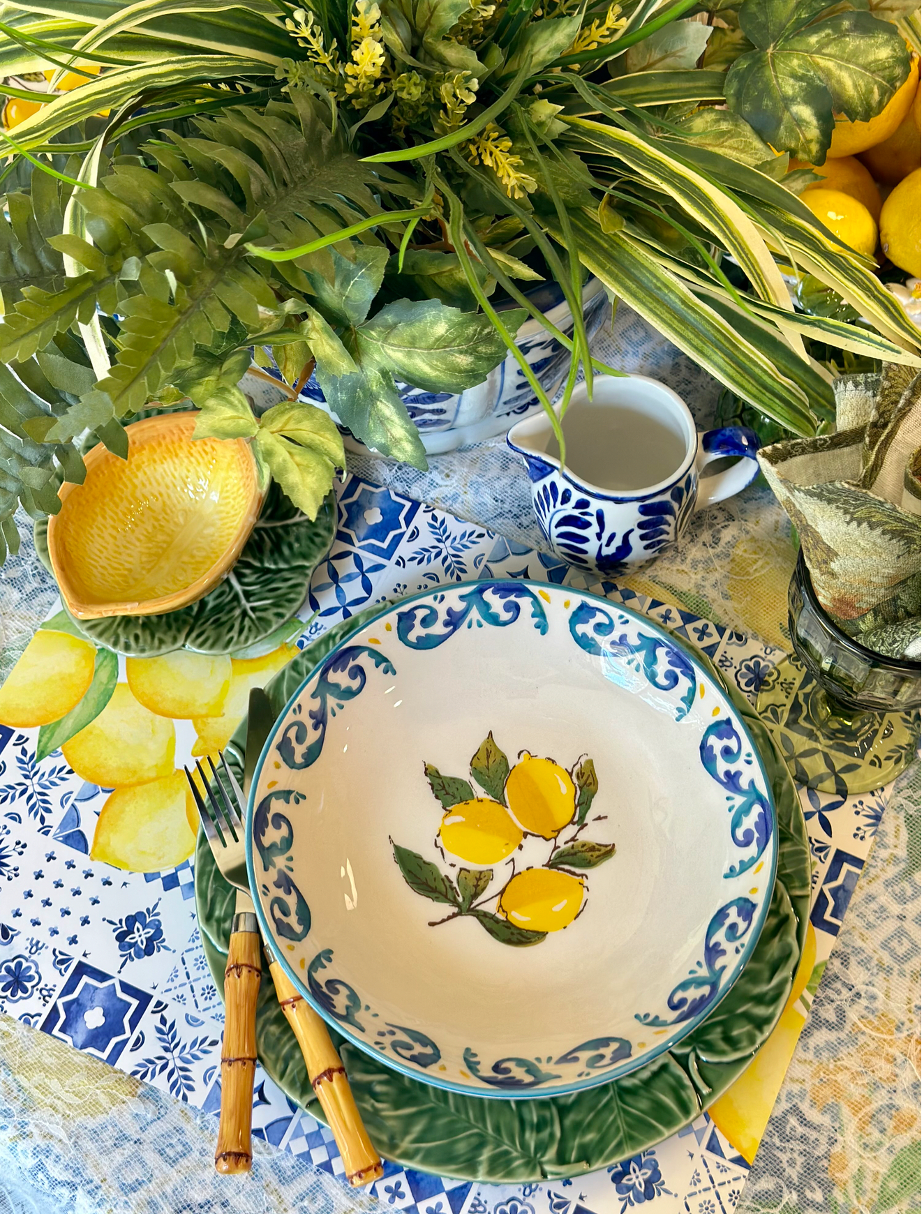 ITALIAN TILES WITH LEMONS PAPER PLACEMAT