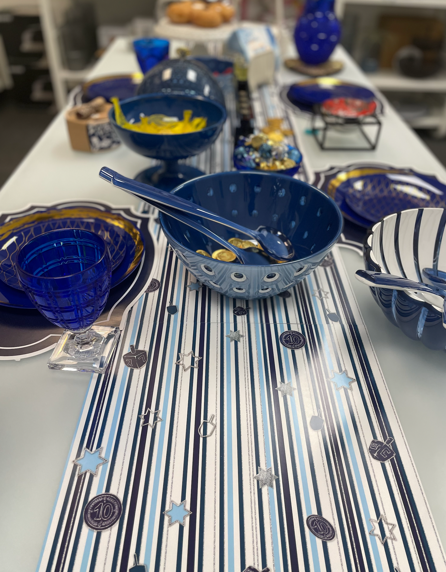 HANUKkAH STRIPES PAPER PLACEMAT