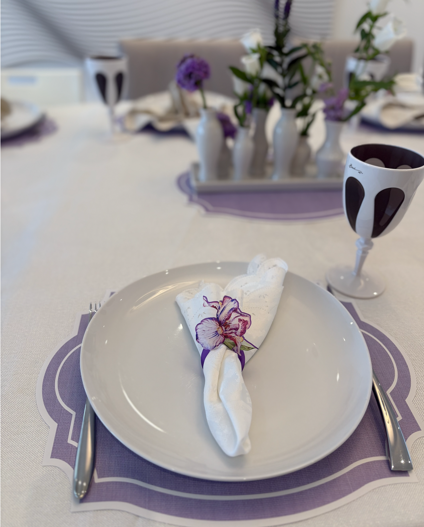 VINTAGE FRAME LAVANDER PAPER PLACEMAT