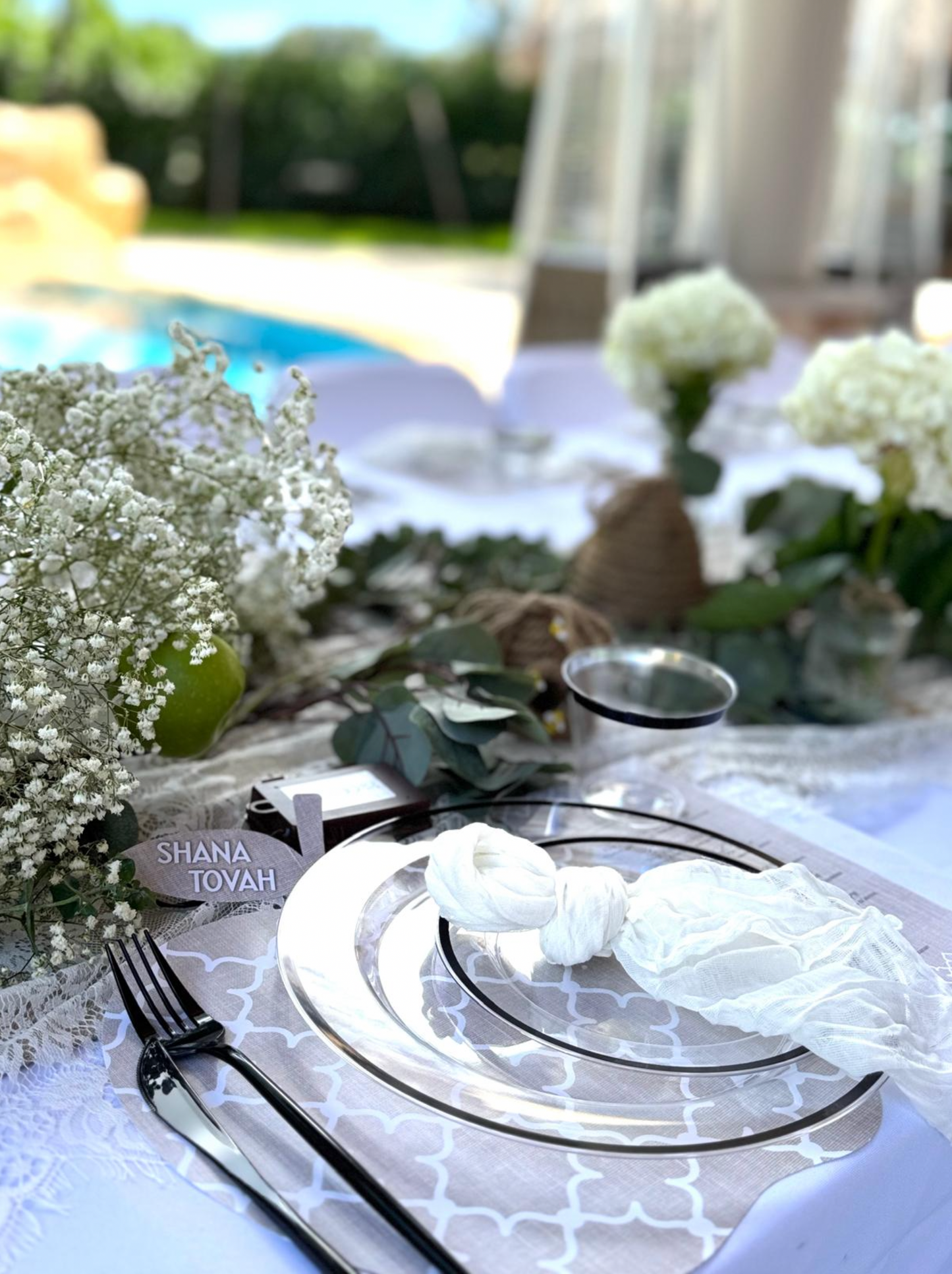 Ornamental Apple table accent with Simnim cards