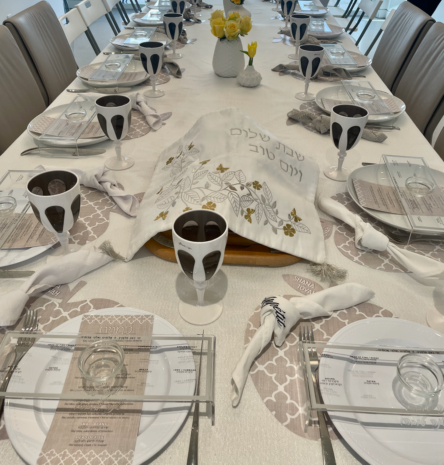 Ornamental Apple table accent with Simnim cards