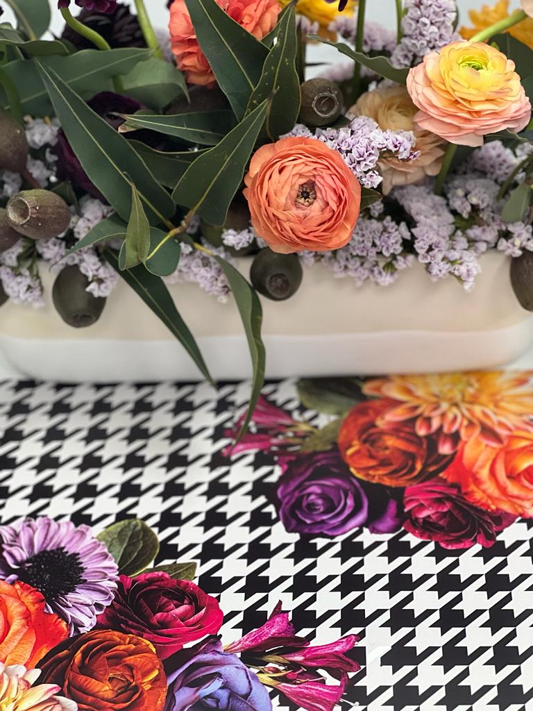 HOUNDSTOOTH WITH FLOWERS PAPER PLACEMAT