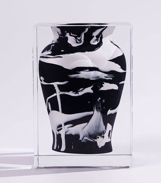 Heritage Square Floating Vase, Wide Mouth – Black Marble