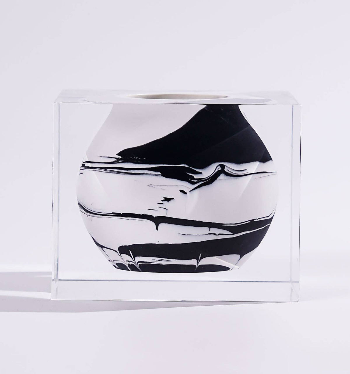 Floating Pod Bud Vase – White Marble