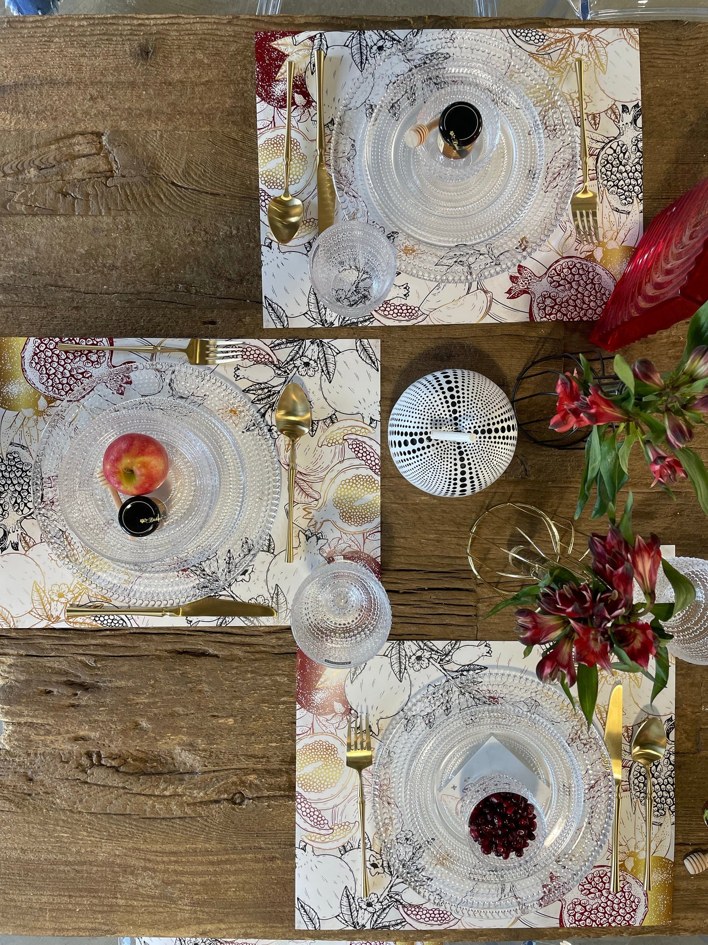 APPLES AND POMS PLACEMAT