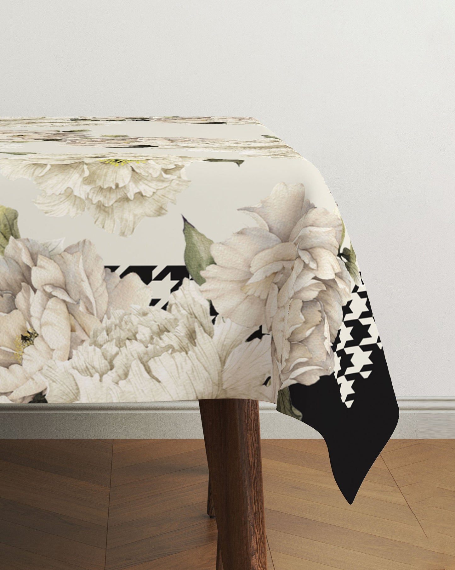 Peony Easy-Care Tablecloth