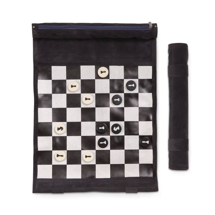 Roll-up Chess