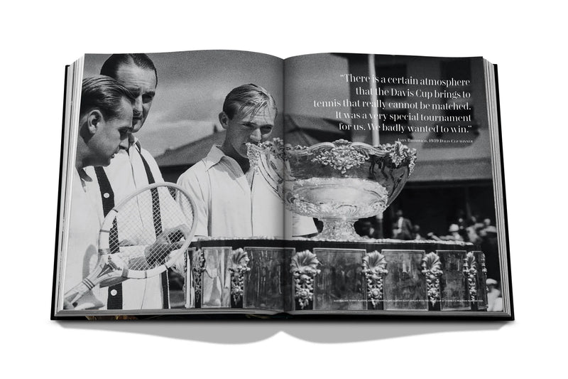 Louis Vuitton: Trophy Trunks - Book